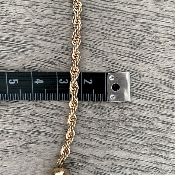 Versatile Classic Gold Rope and tassel necklace or tie - Picture 8 of 9